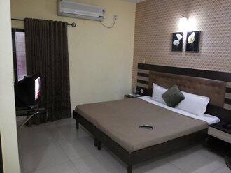 Hotel Highway Inn, Raipur 2